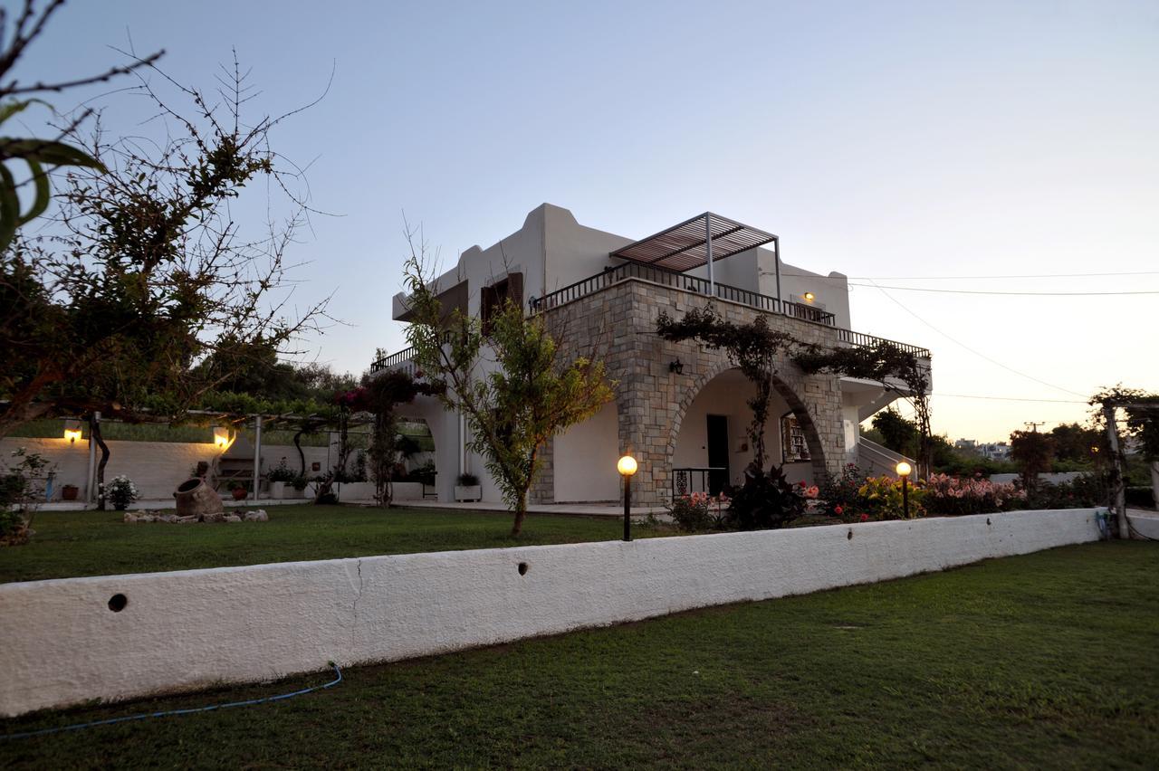 Villa Merabello Agia Marina  Exterior photo