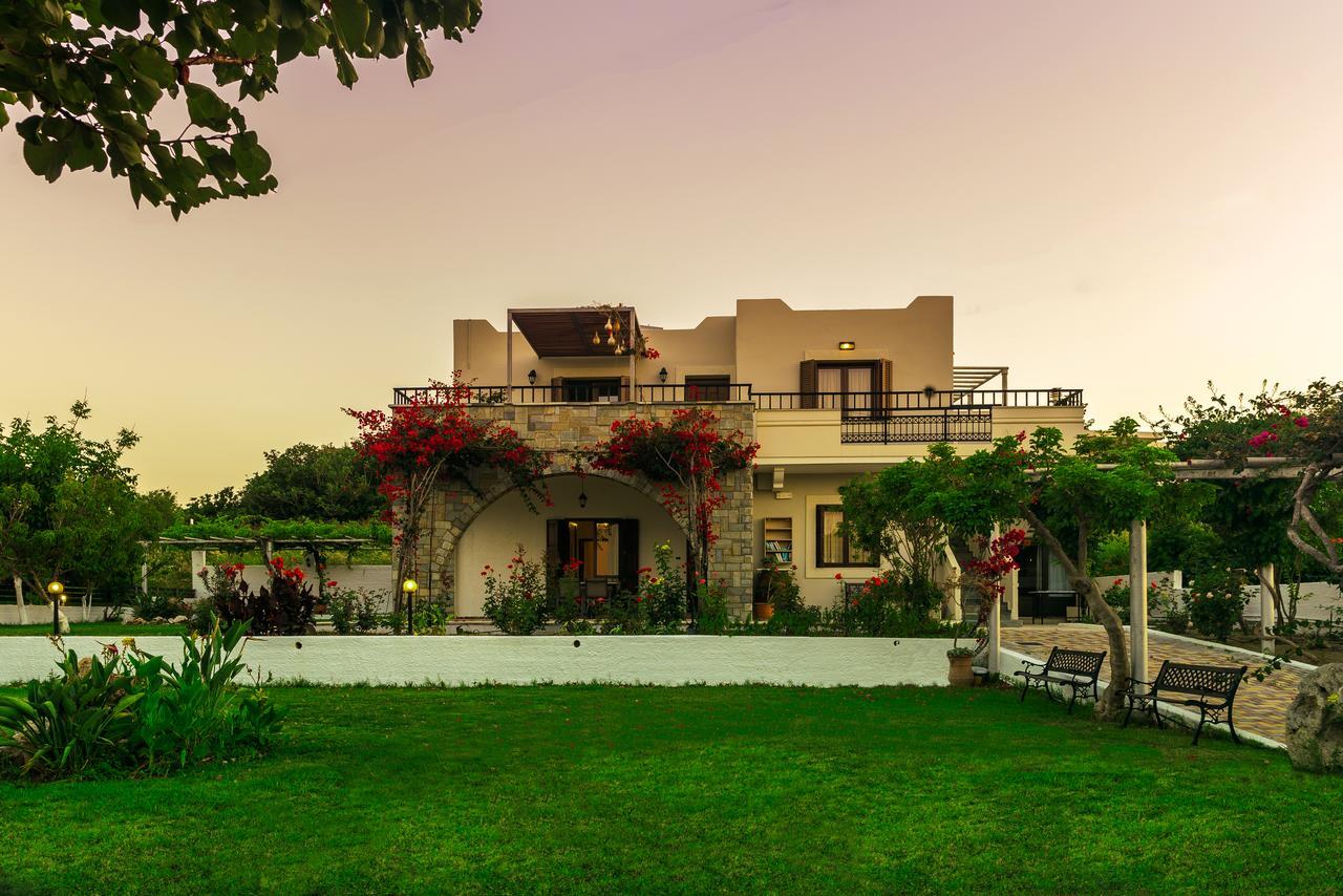 Villa Merabello Agia Marina  Exterior photo